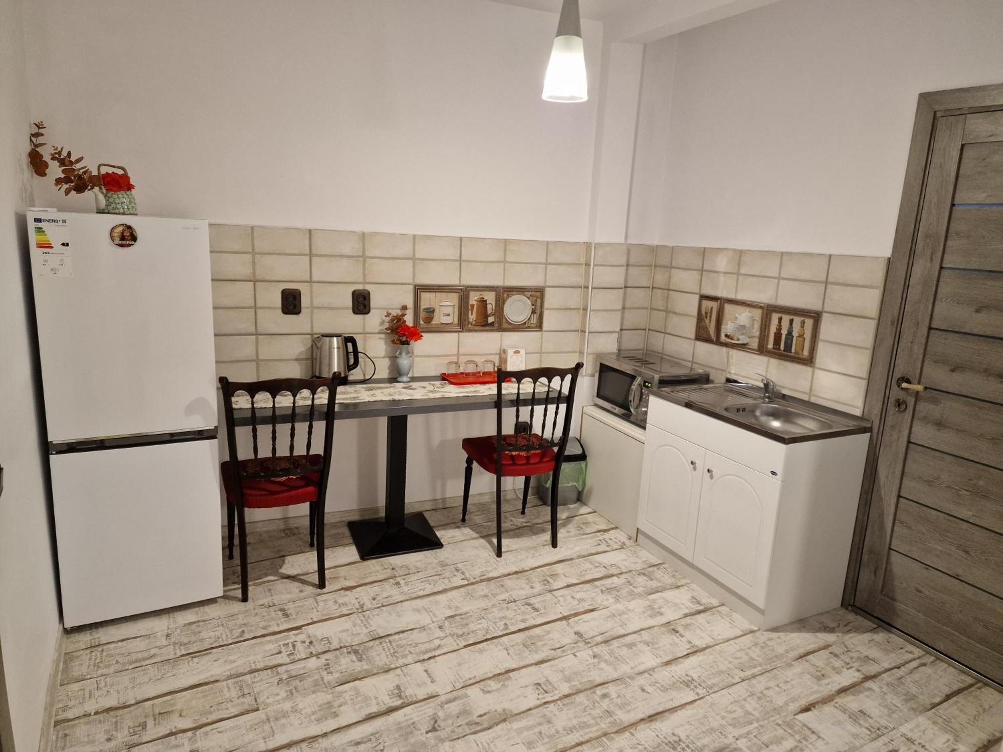 Ullysses Guest House Brassó Kültér fotó